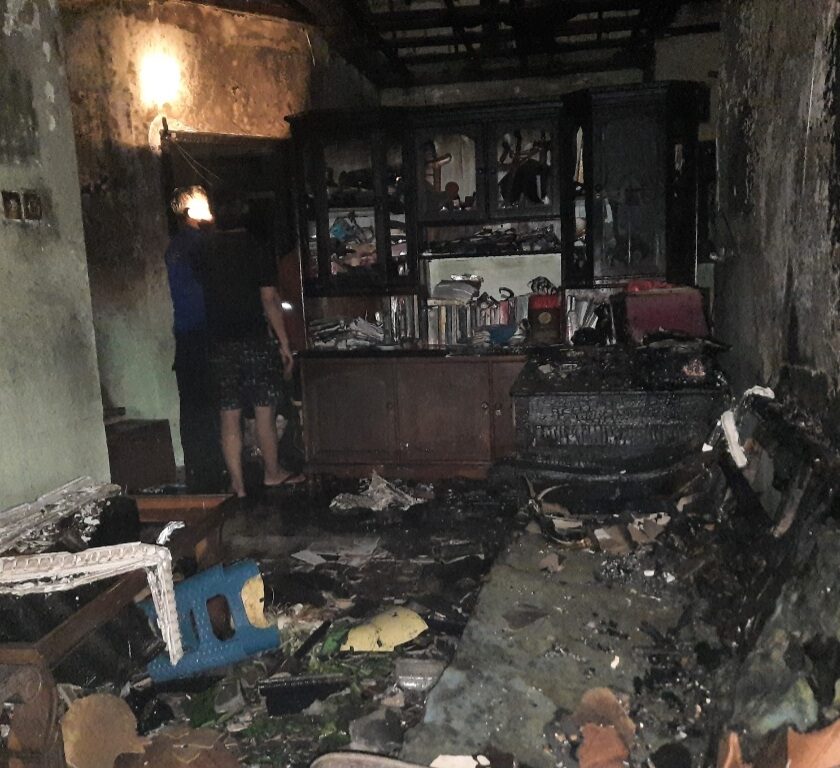 Kebakaran rumah Purna Polisi