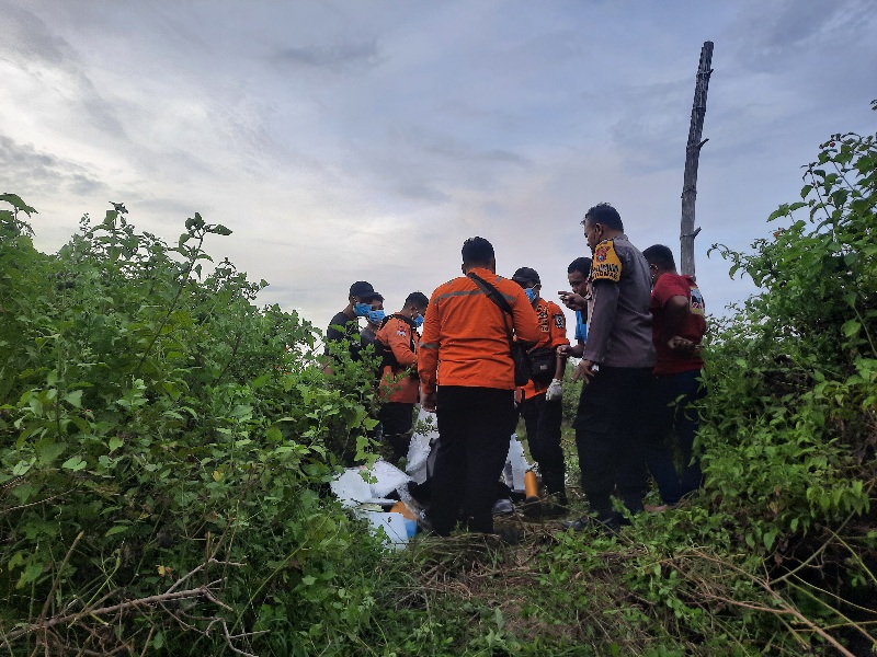 Mayat di Tambak Ikan