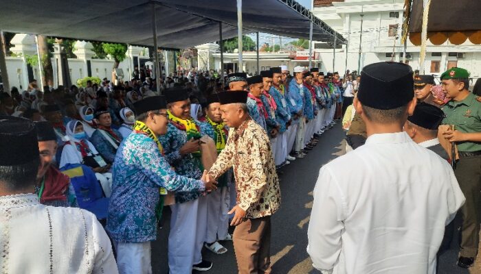 Pemberangkatan Jemaah Haji Tuban
