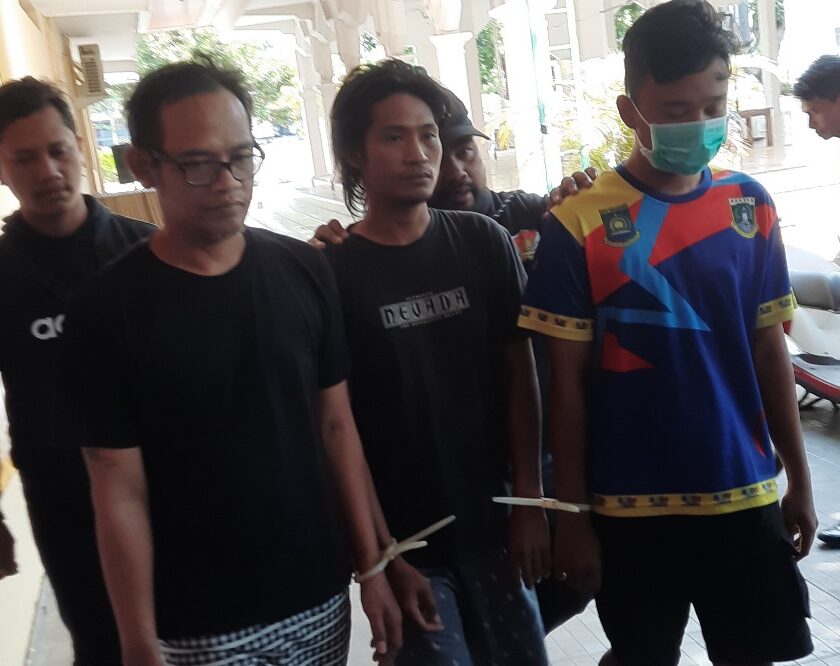 Pencuri Mobil di Langitan