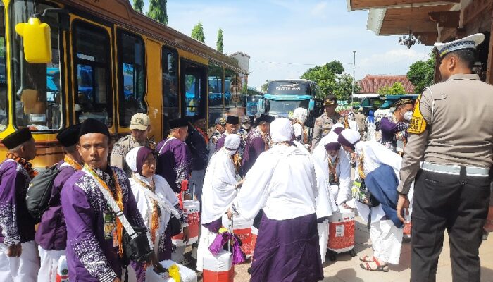 Pemberangkatan Haji Tuban