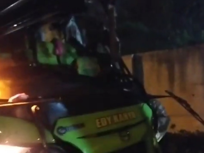 Kecelakaan bus Pariwisata