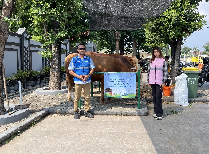 Penyerahan Hewan Kurban di Masjid Agung Tuban dari PLN Nusantara Power Tuban